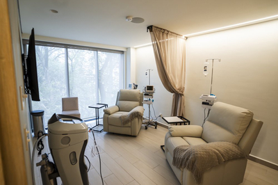 Slider image (1) LONVIDA - Regenerative Medicine in Mexico City